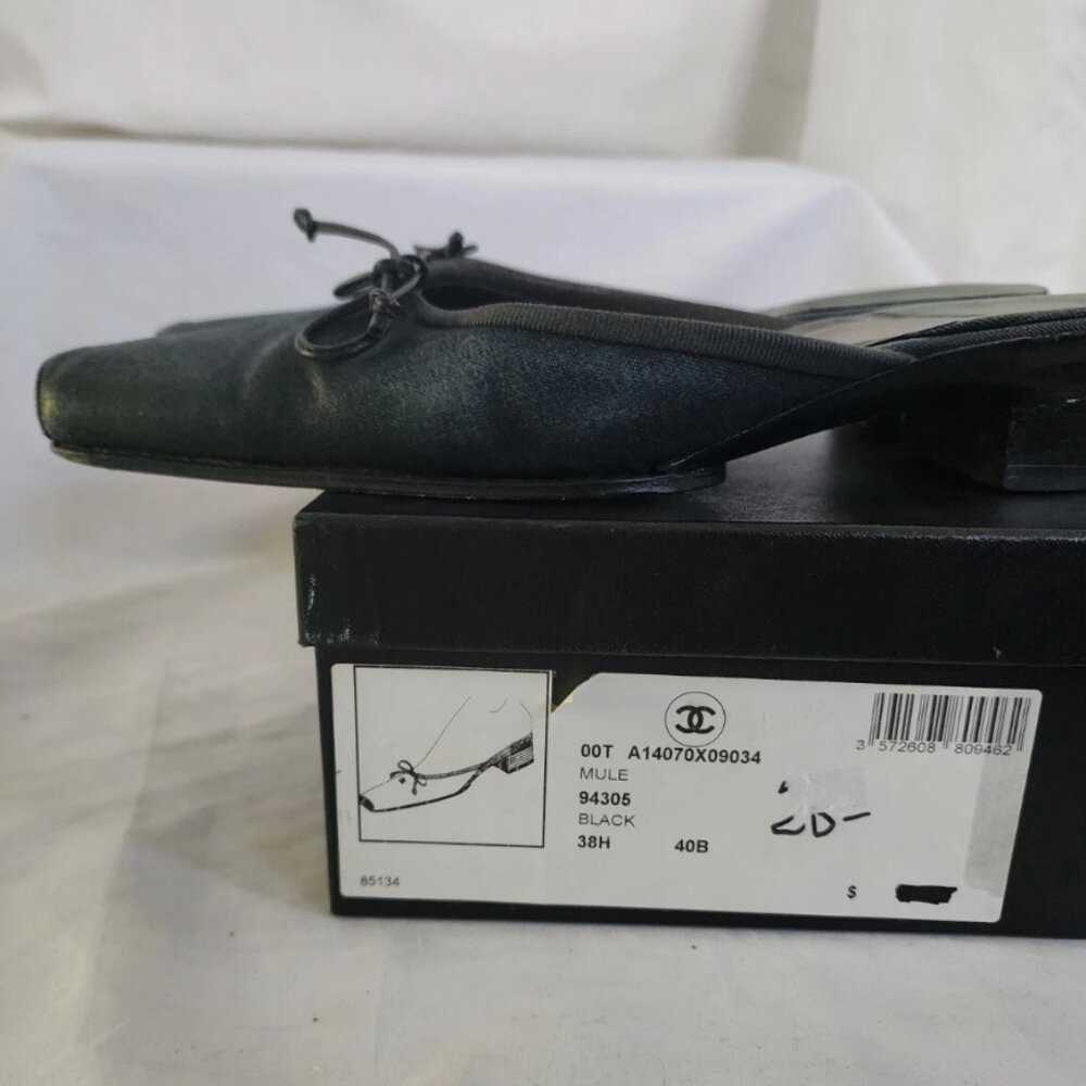 Vintage Chanel Leather Mules sz 40 - Picture 3 of 6